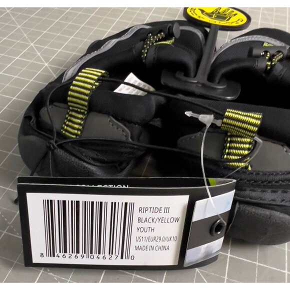 Body Glove Riptide III Boys Size 11 Water Shoes Black/Yellow - Picture 3 of 6